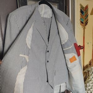 Men's Seersucker 3 piece Suit.